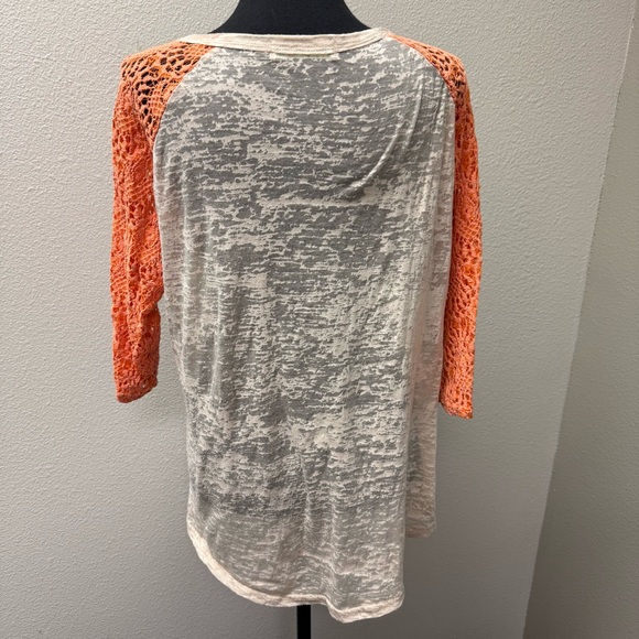 Southern Grace Amazing Grace Cross Burnout Lace Sleeve Boho Top Tan Coral - Picture 5 of 10